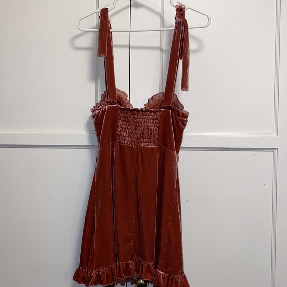 Forever 21 Blush Pink Mini Velvet Dress - Picture 4 of 13
